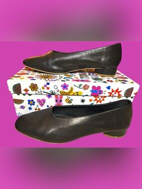 Very Gently Used - Jeffrey Campbell Trustee Pumps - Black Leather